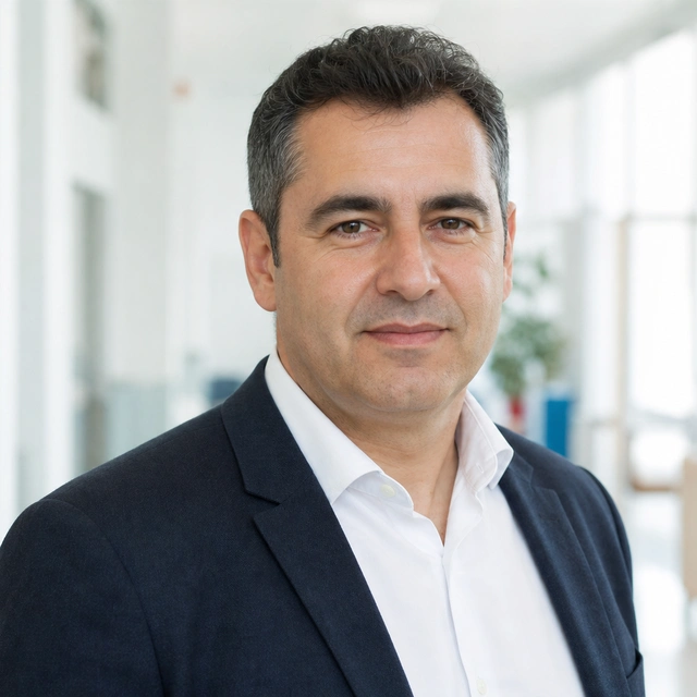 Cem SARI profil görseli